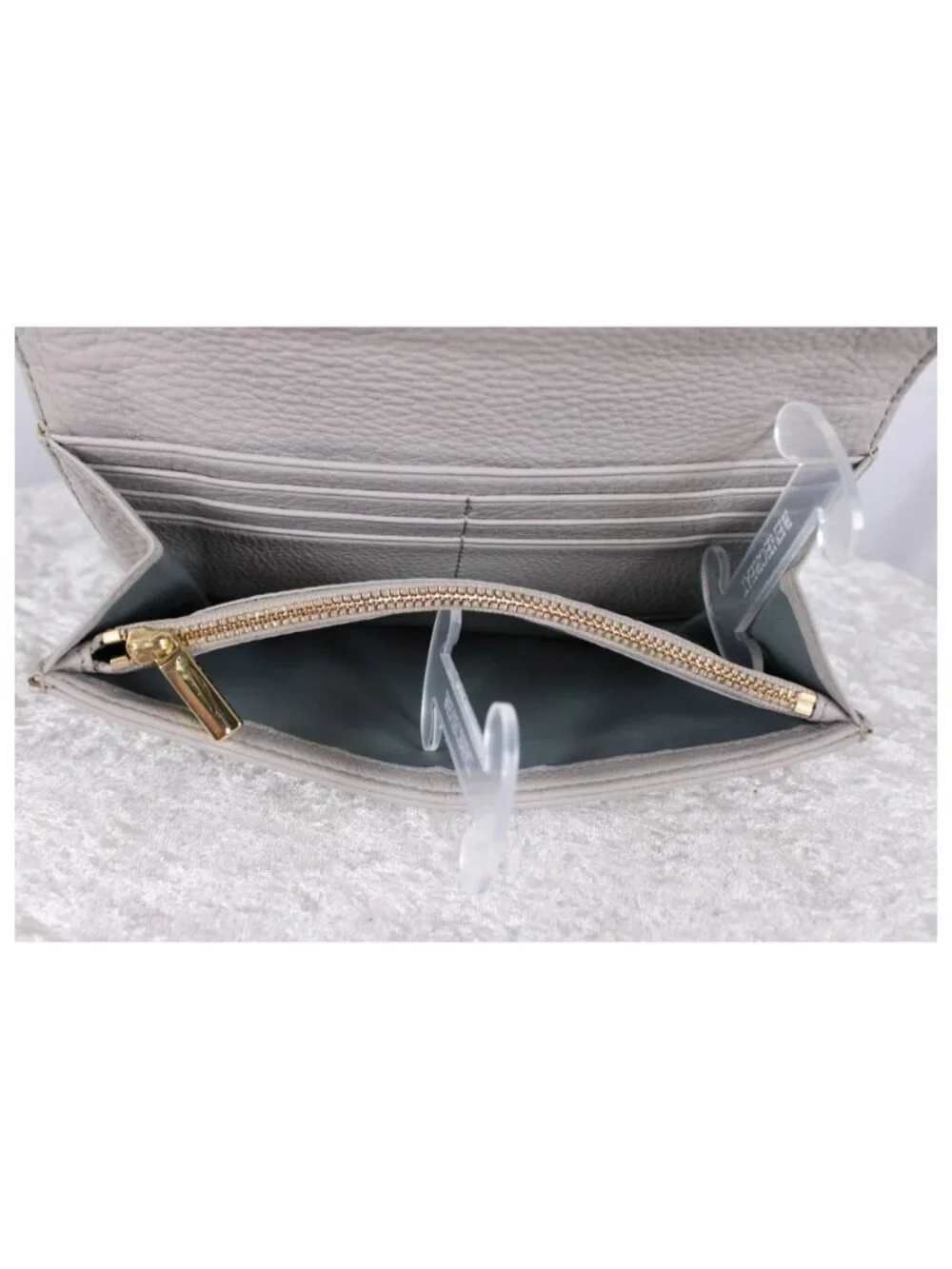 Tory Burch Amanda Logo Leather Continental Clutch Wallet Gray Gold Hardware